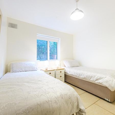 33A Steepleview Apartment Трим Екстериор снимка