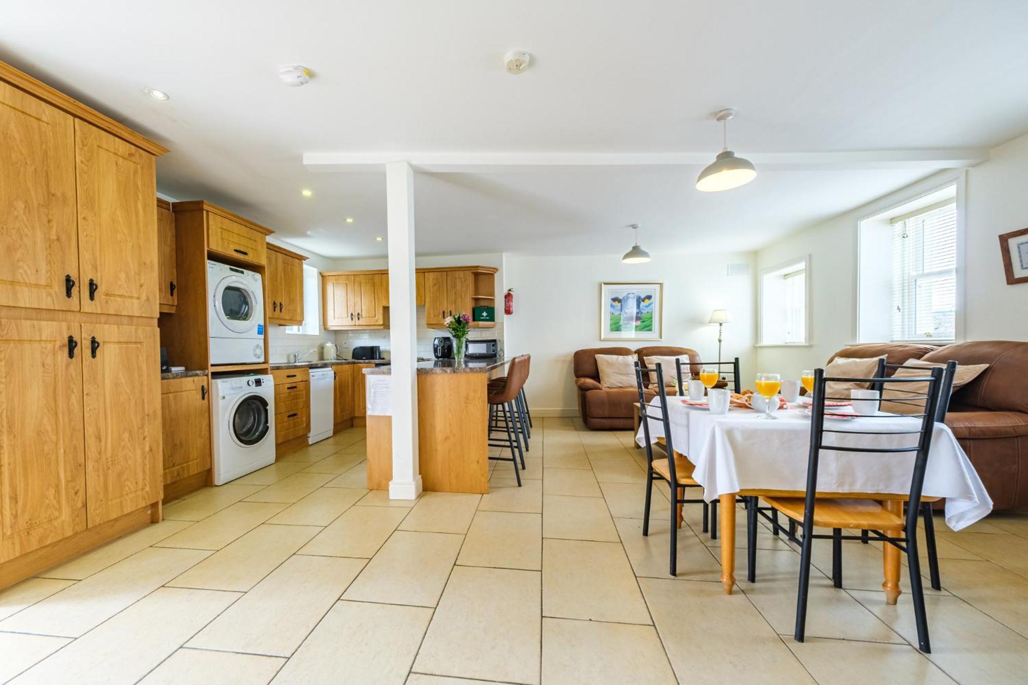 33A Steepleview Apartment Трим Екстериор снимка
