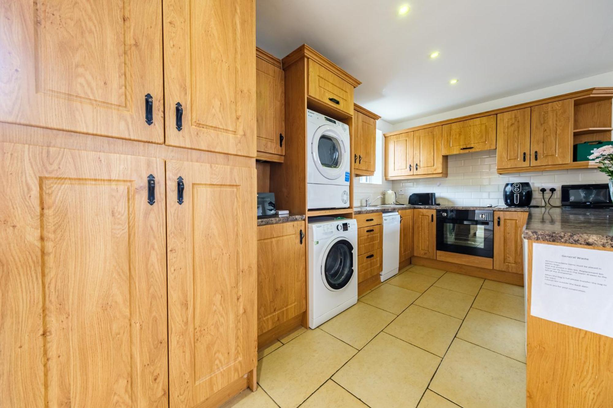 33A Steepleview Apartment Трим Екстериор снимка